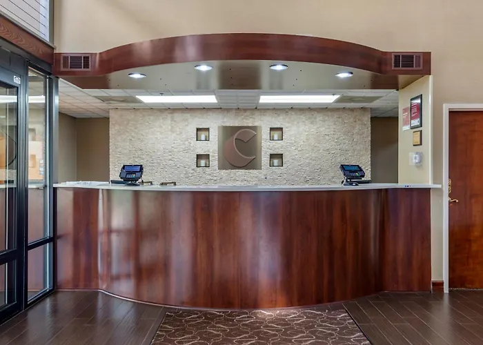 Comfort Suites Near Robins Air Force Base